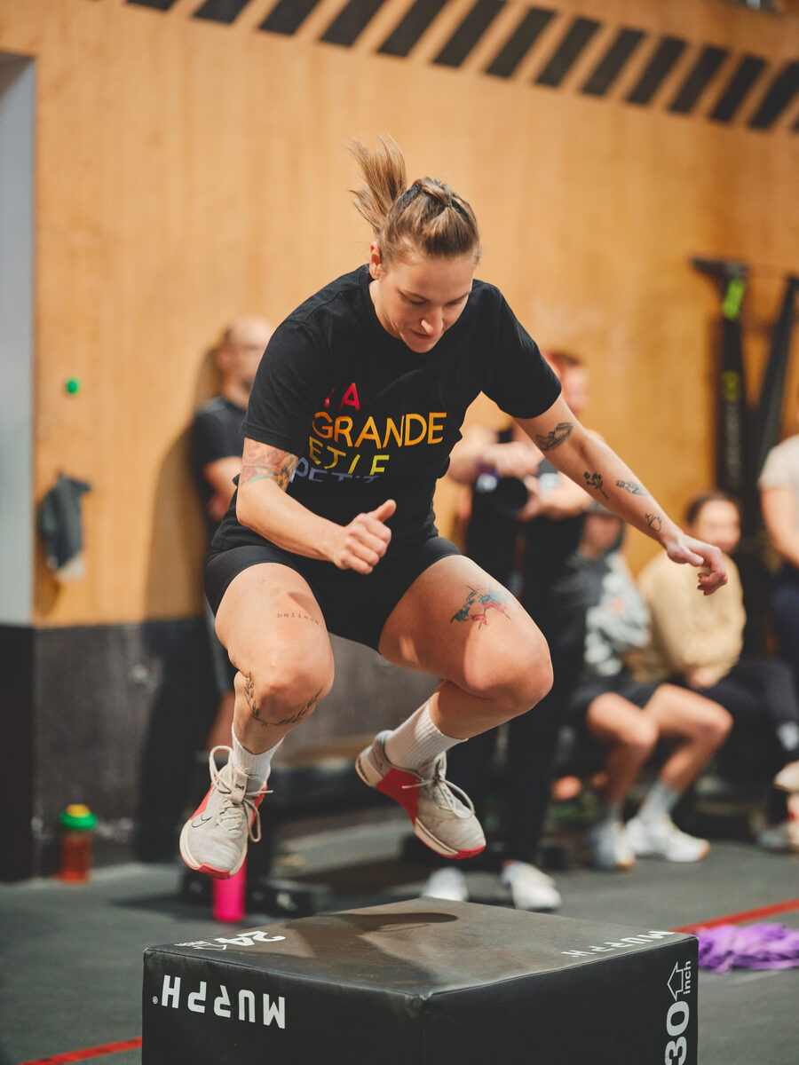 Saut explosif — box jump