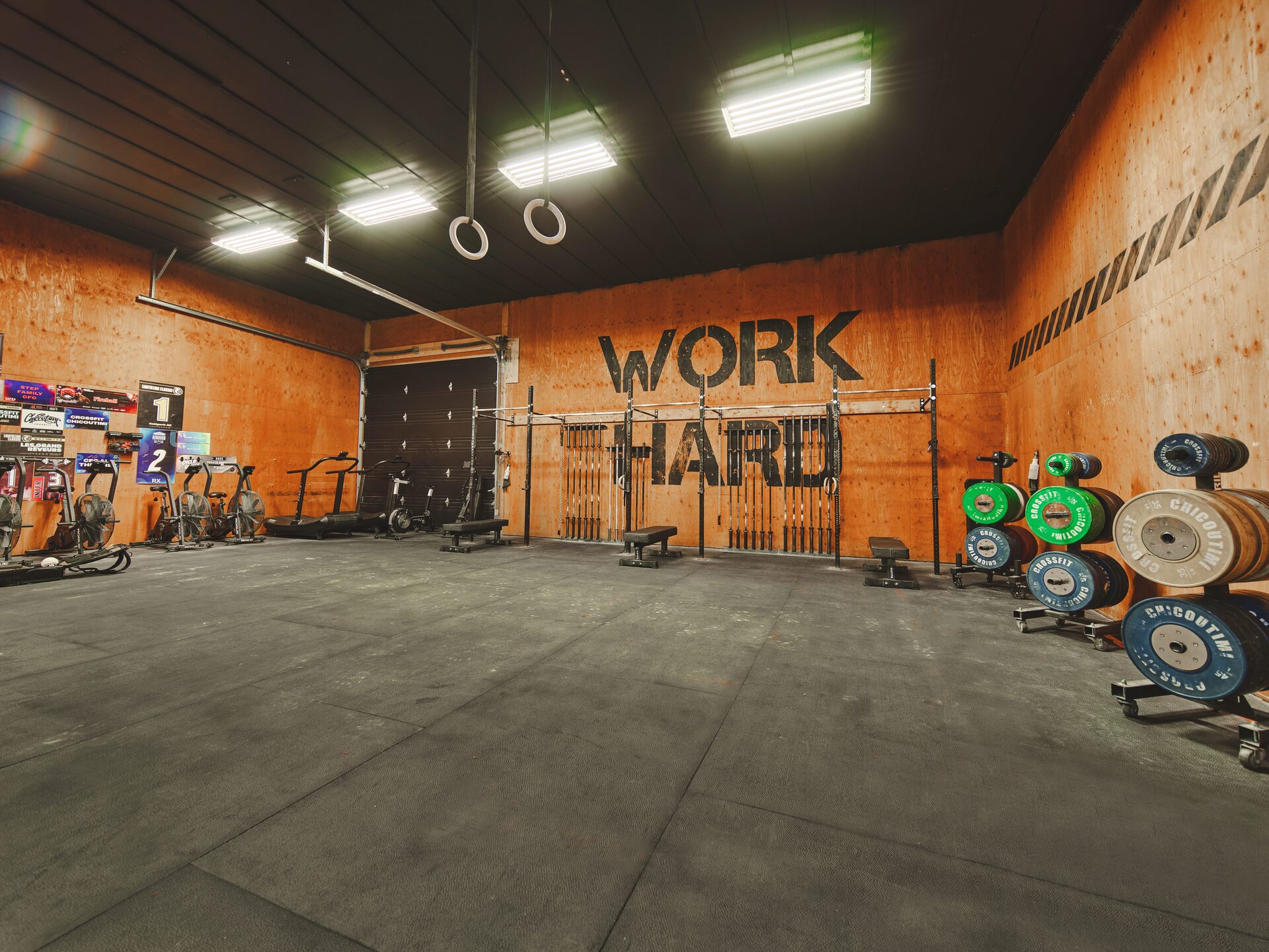 Zone Work Hard — équipement complet